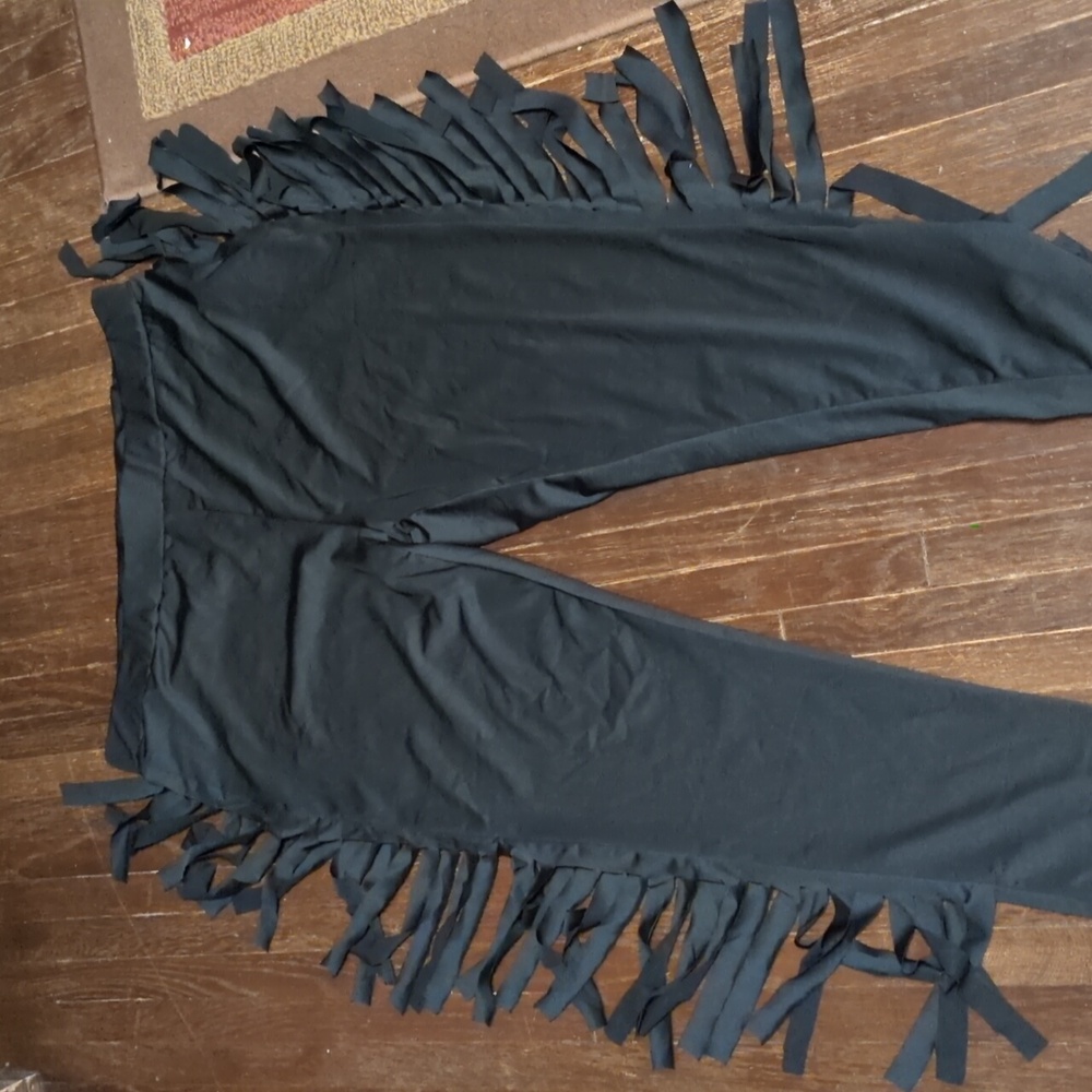 Black 2XL Polyester Garment With Fringe.
